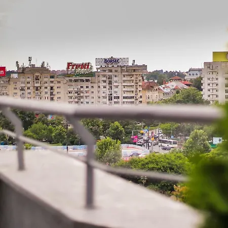 Panoramic View - Old Town Apartment *